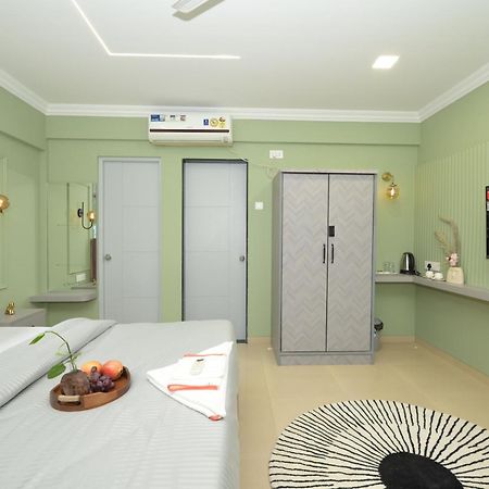 Hotel Miraya Inn - A Boutique Stay Poona Buitenkant foto