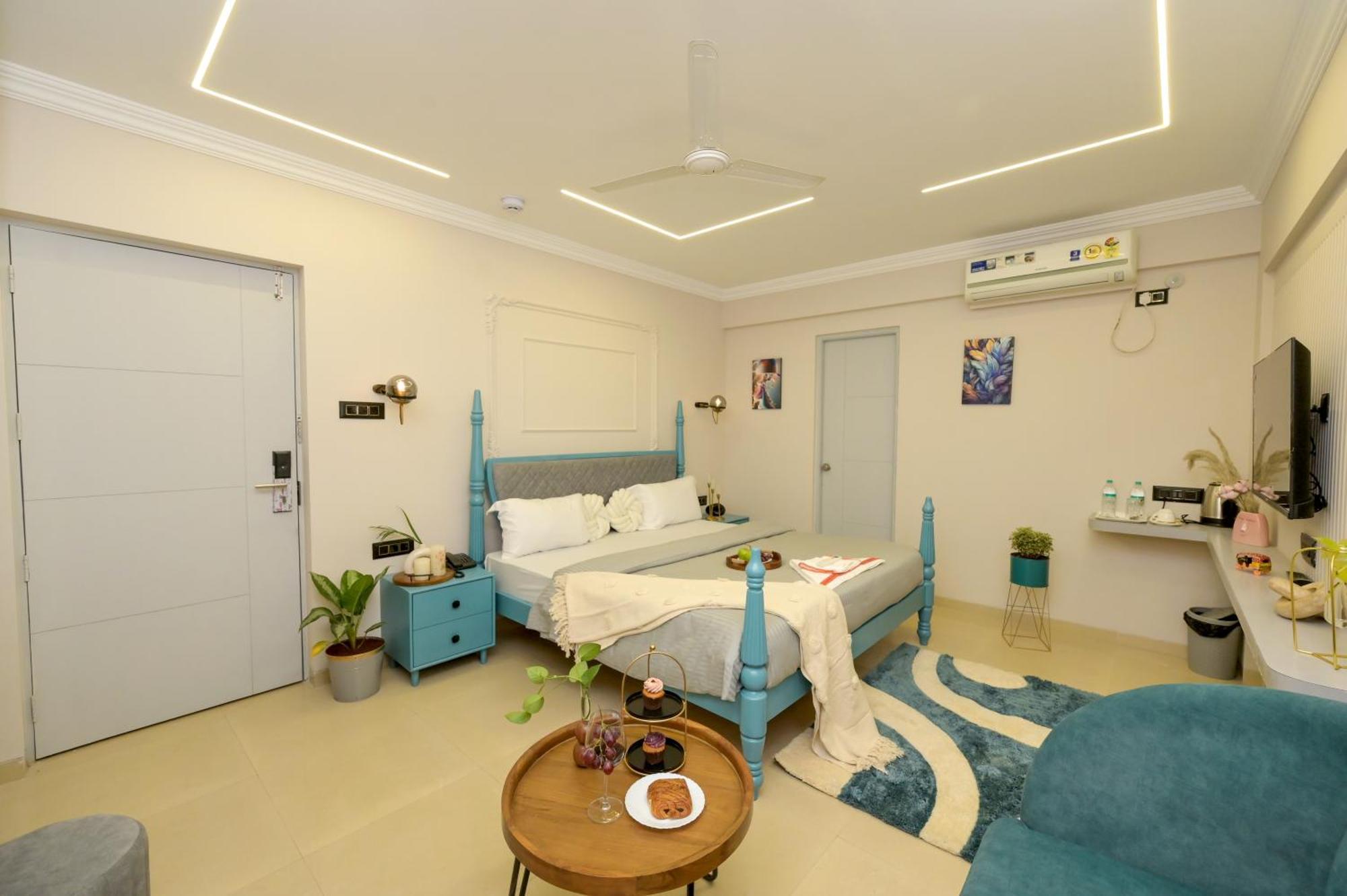 Hotel Miraya Inn - A Boutique Stay Poona Buitenkant foto
