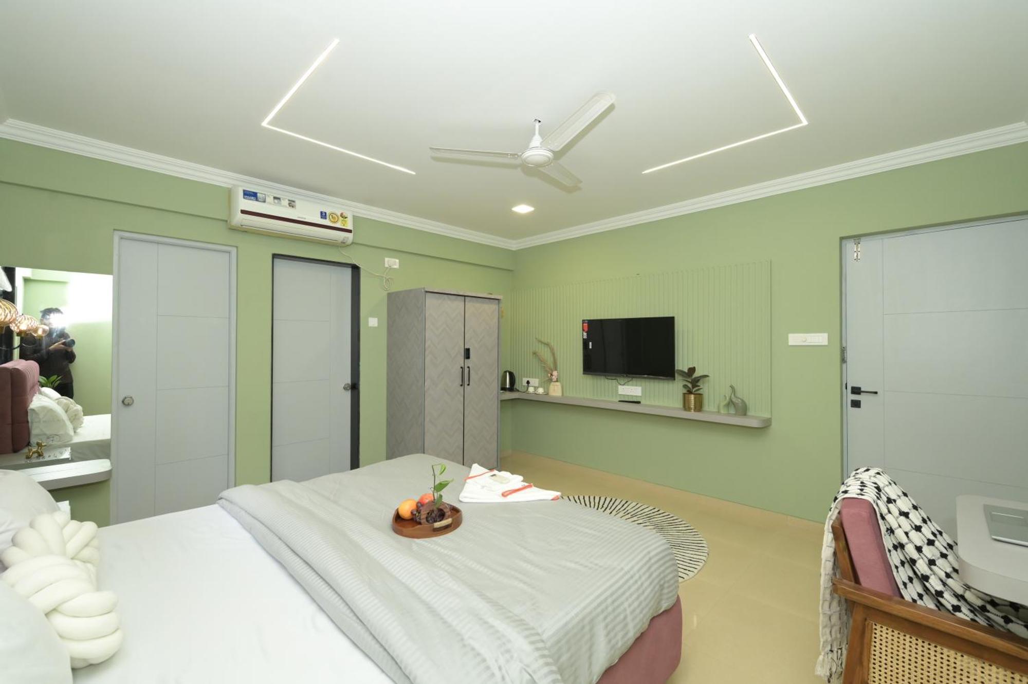 Hotel Miraya Inn - A Boutique Stay Poona Buitenkant foto